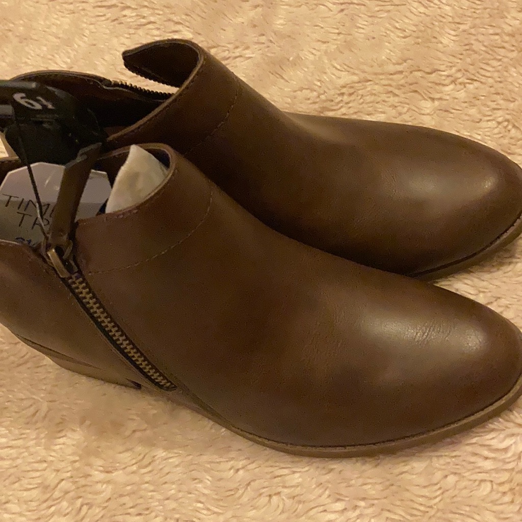 Zipper Boot